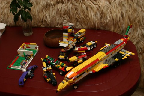 Конкорд, модел на етажерка, <br> стар самолет, верижен-мотор, парници.. | Concord, model of bookcase, <br> old-plane, chain-bike, hothouses..