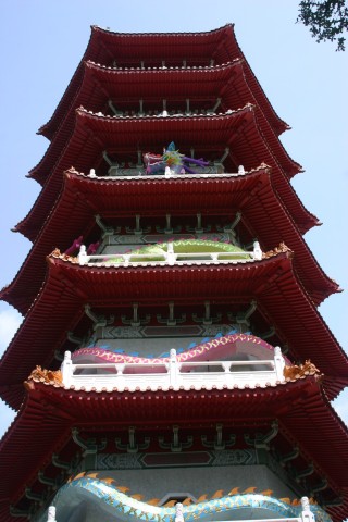 kitaiska-gradina-hram.sg